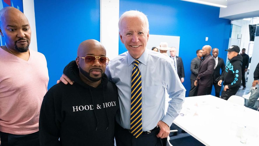 Jermaine-DupriJoeBiden-1601823068.jpg