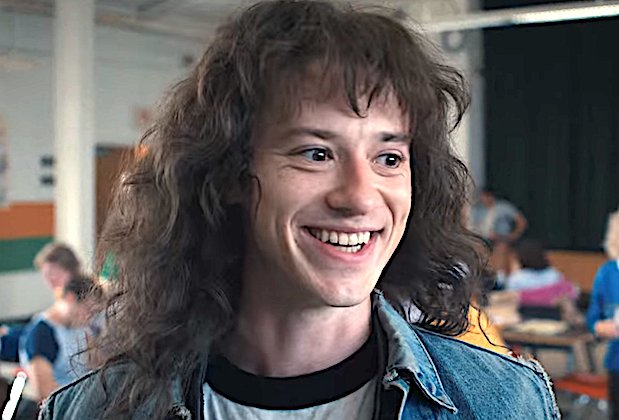 stranger-things-season-4-episode-1-joseph-quinn.jpg